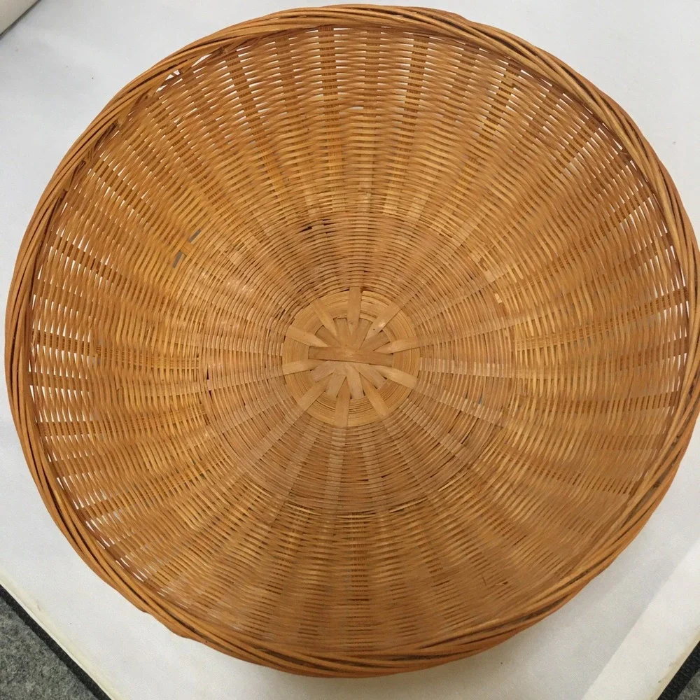 Woven Bamboo Round Basket Unisex Medium Tan Natural Boho Decor Cottagecore